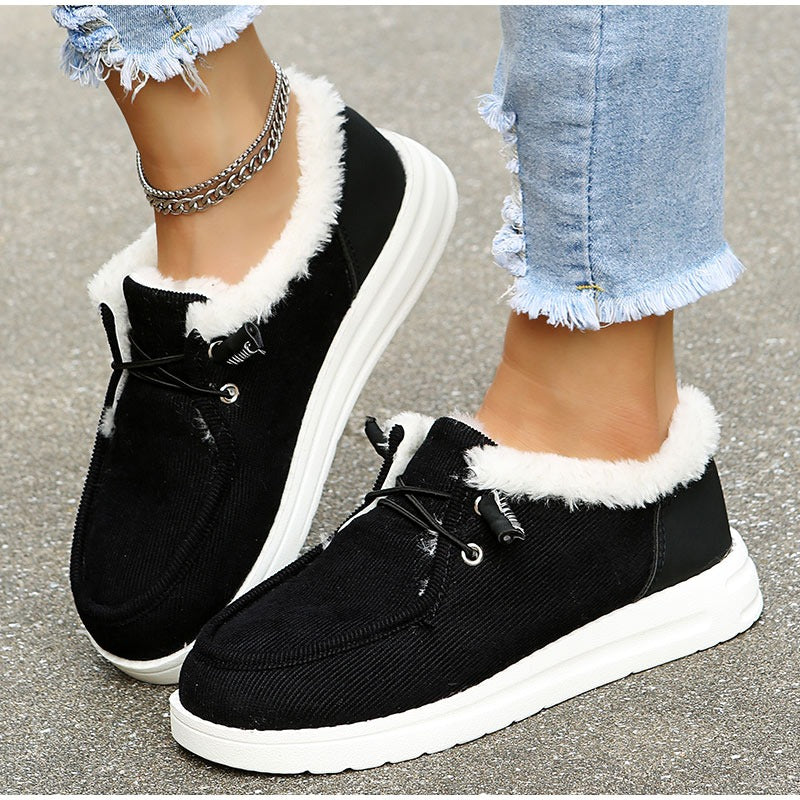 Elle-Monde.com propose une gamme variée de chaussures pour femmes, y compris des chaussures à double boucle, des chaussures d'été et des chaussures de marche. Trouvez votre paire parfaite dès aujourd'hui!